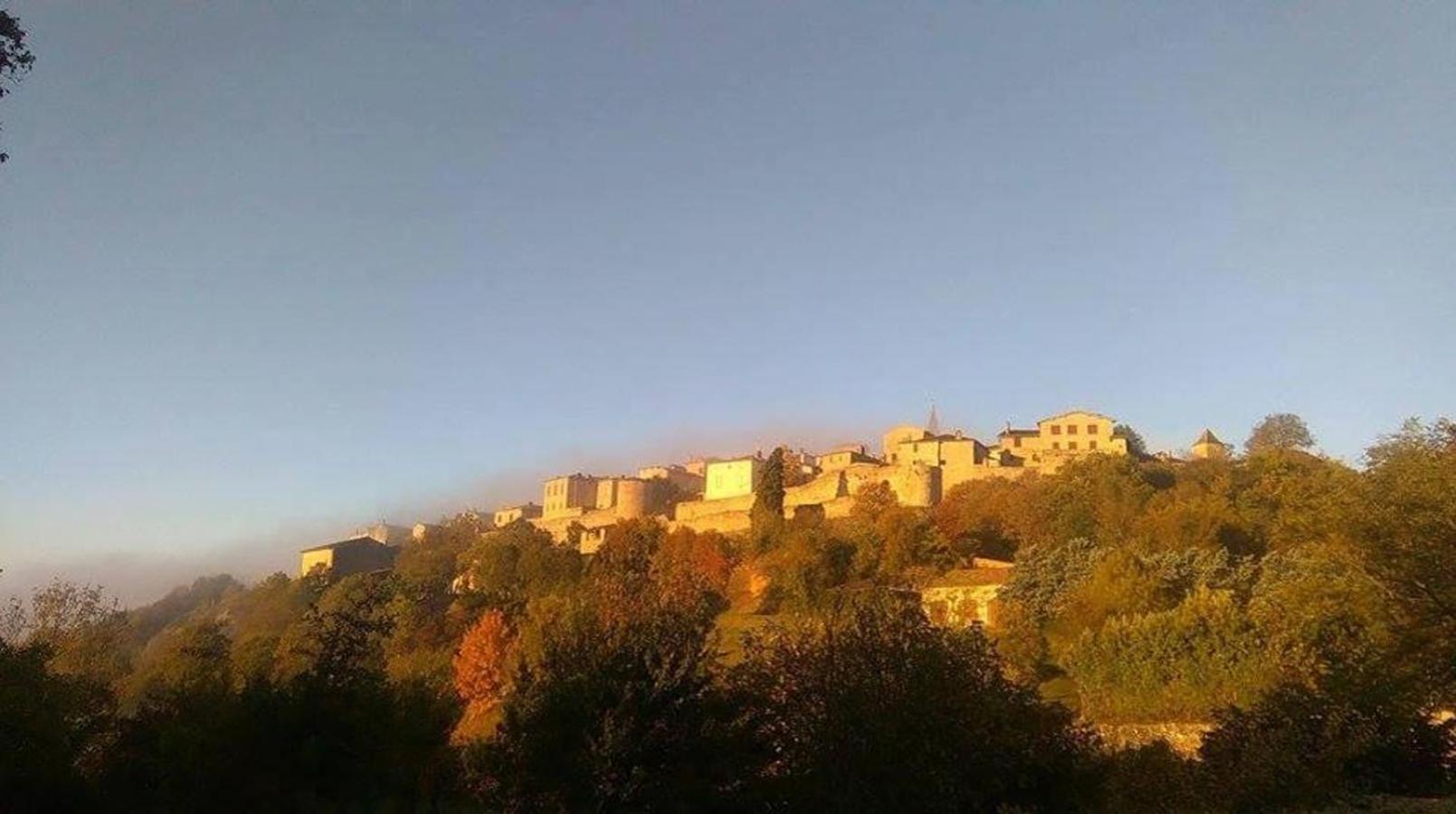 Seuls En Pleine Nature - Gite La Cote Blanche Puygaillard-de-Quercy Exterior foto